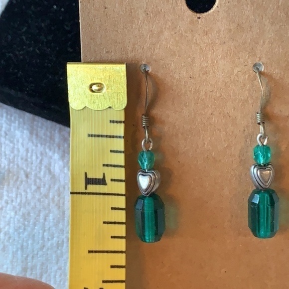 💐5/25 green art glass bead heart silver tone dangle drop - Picture 4 of 5